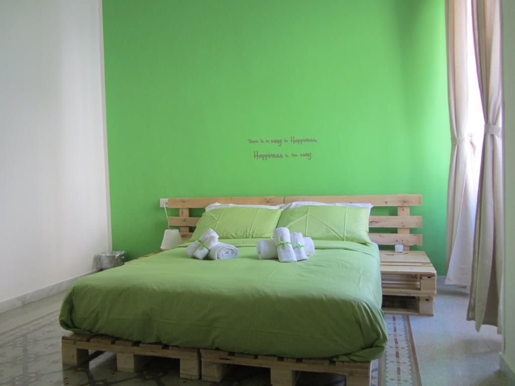 B&B La Mela ساليرنو الغرفة الصورة